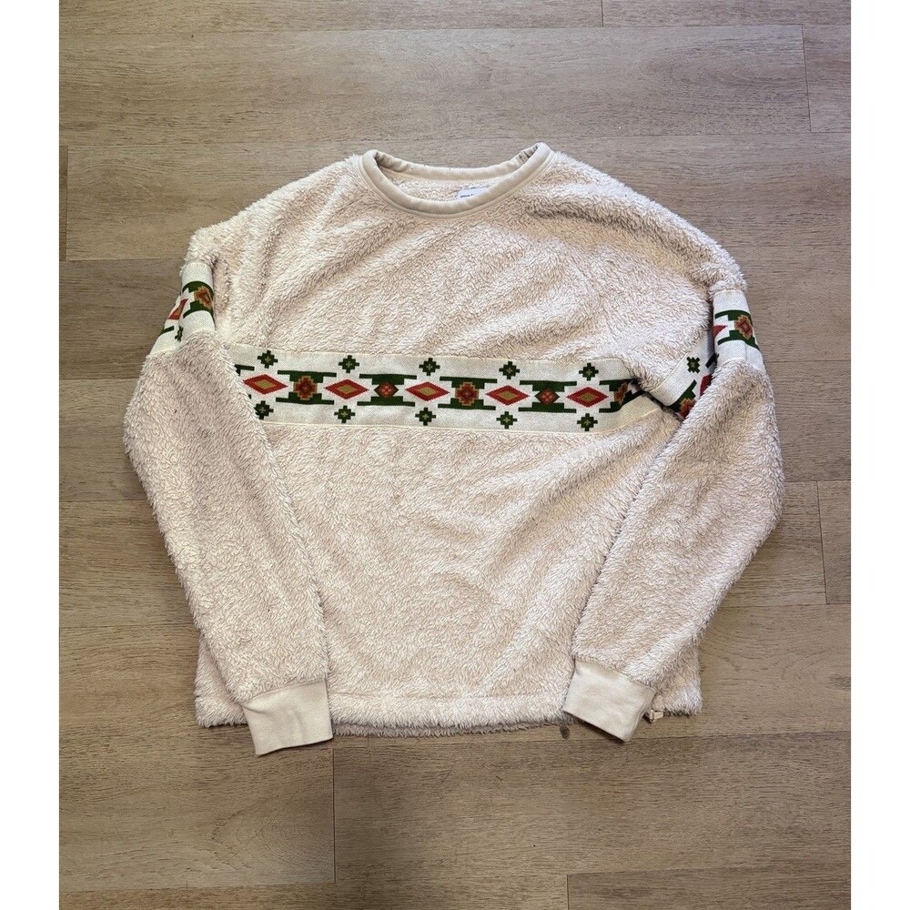 urban outfitters graphic sweater 🧥